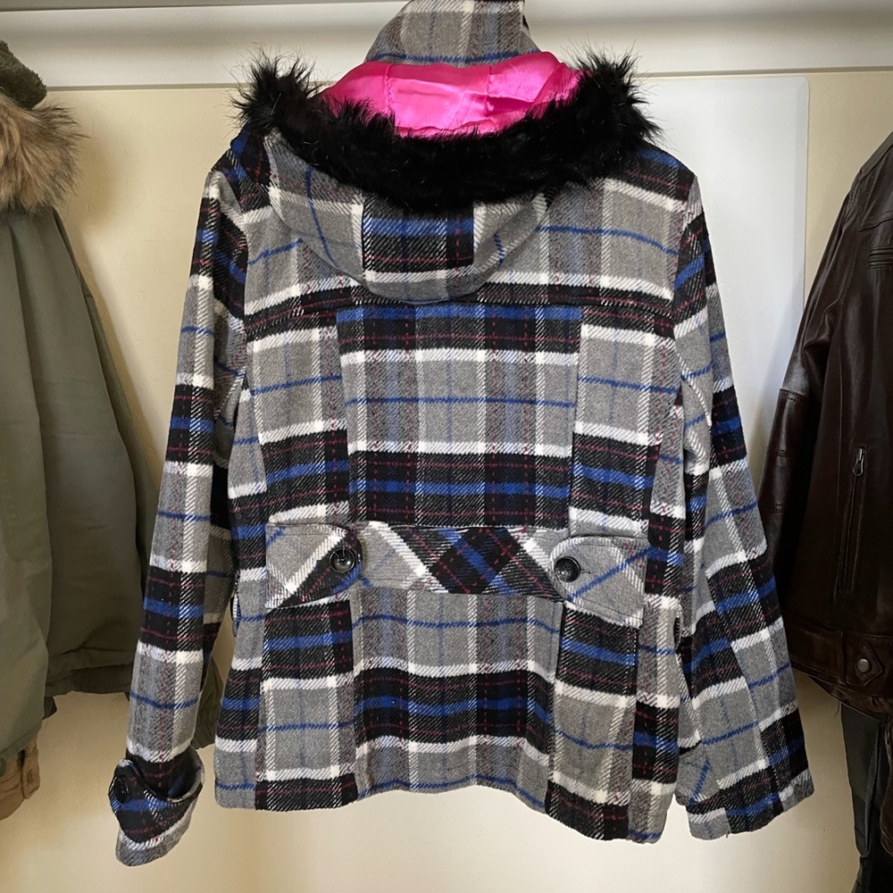 New Dollhouse Jacket size XL